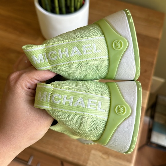 Michael Kors Bodie Logo Embossed Stretch Knit Slip On Trainer Aloe Color - Picture 4 of 9